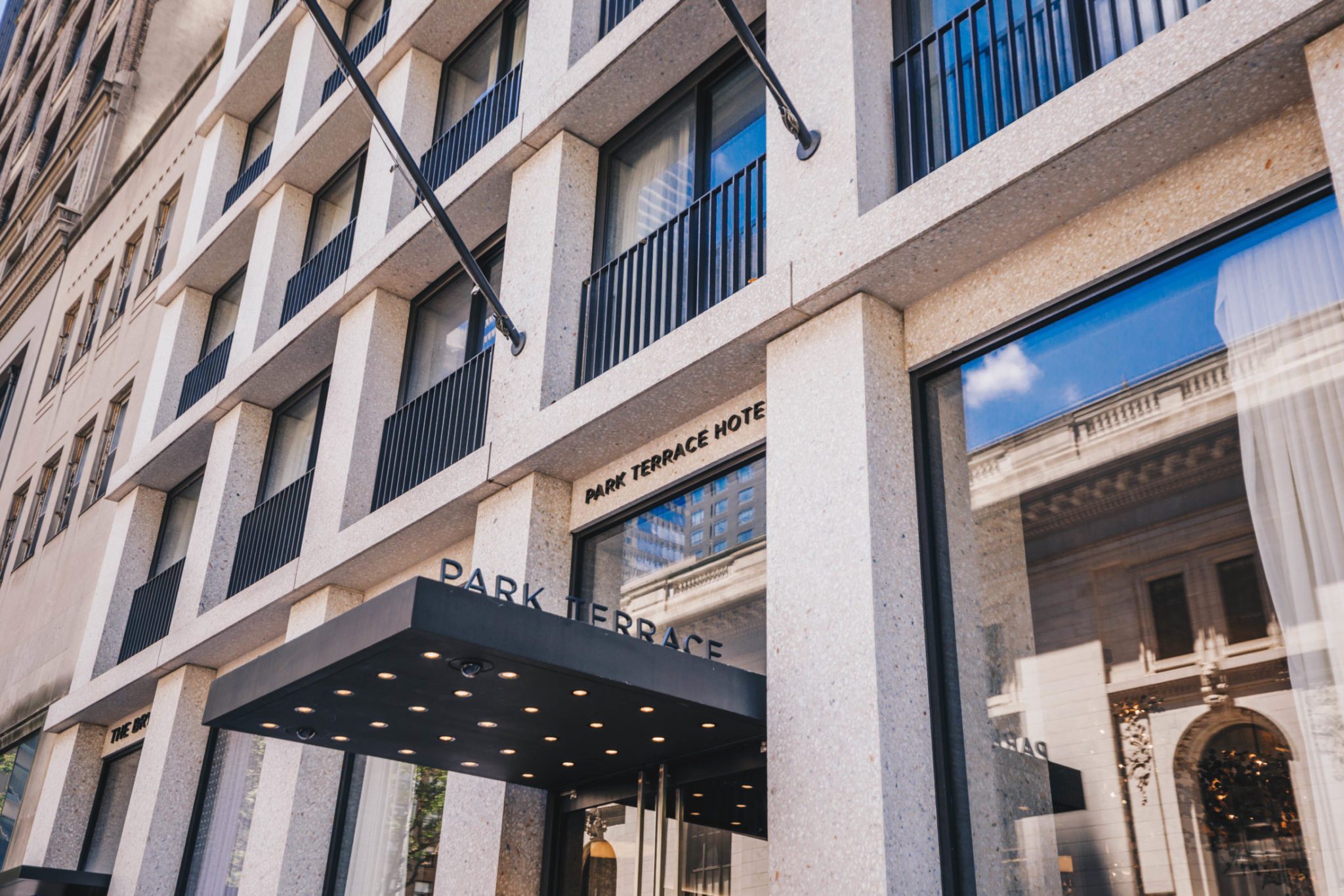 Top Luxury Hotel Near Jacob Javits Convention Center In NYC